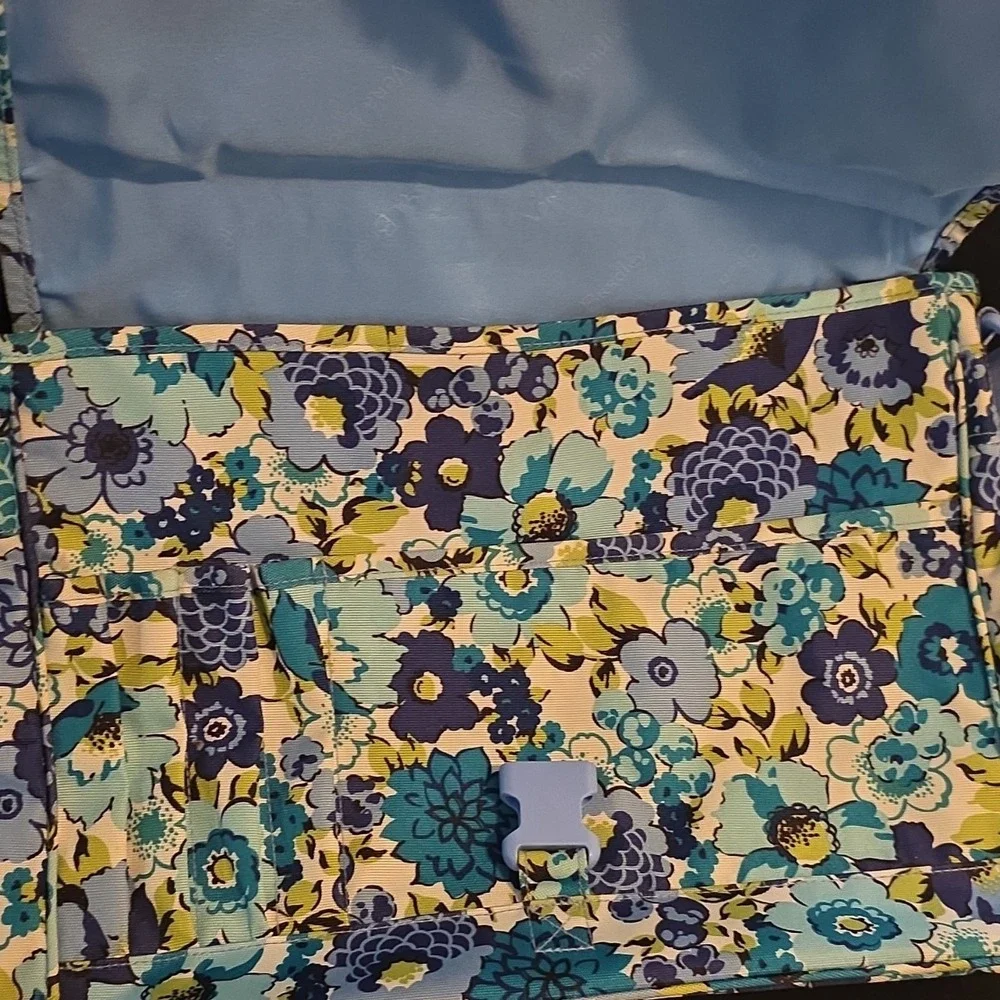 Vera Bradley‎ Blueberry Blooms Crossbody Messager Bag